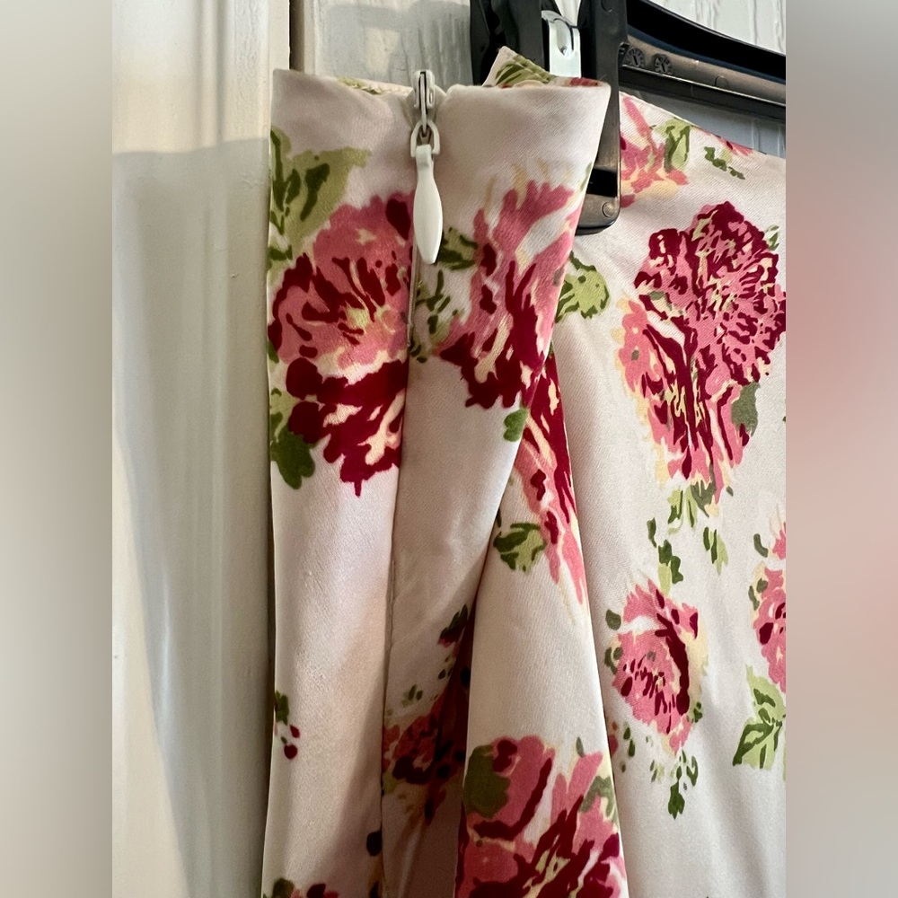 Pale Pink Colored Satin and Lace Floral Midi Skirt - Picture 2 of 9